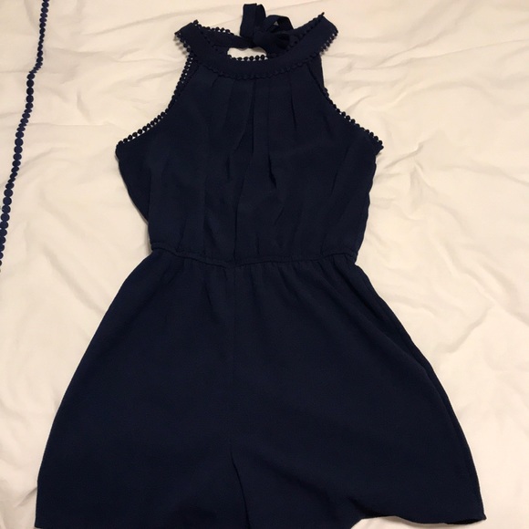Navy romper - Picture 1 of 4